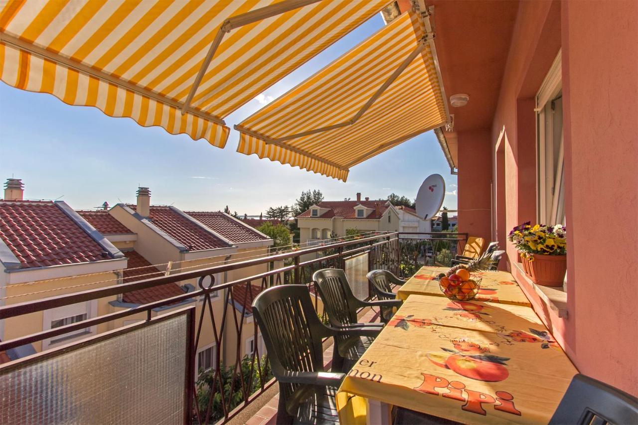 Nella Apartment