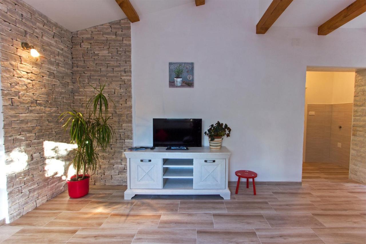 Apartment Nella *