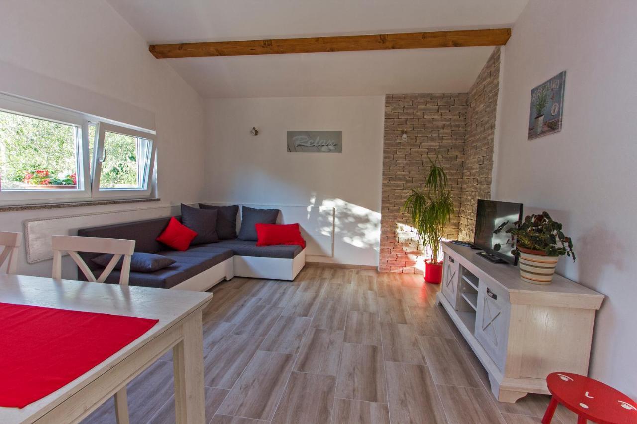 Nella Appartement *